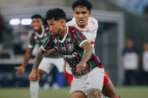Brasileirão volta com vitória do Bahia, tropeço do Grêmio e drama no Rio