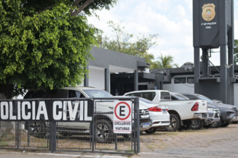 Briga por sinuca termina com um morto e outro com faca cravada no peito