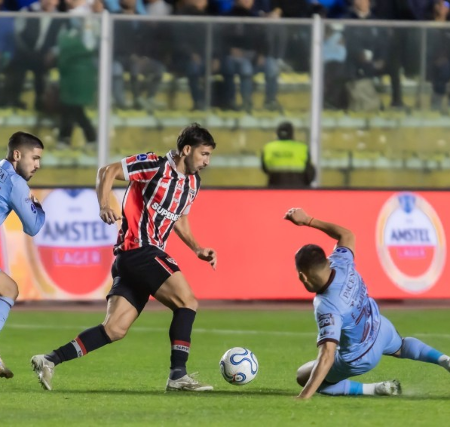 São Paulo segura pressão na altitude e empata com Bolívar na Sul-Americana