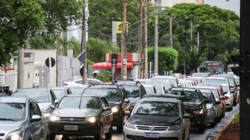 Placas finais 7 e 8 entram na última semana para renovar licenciamento