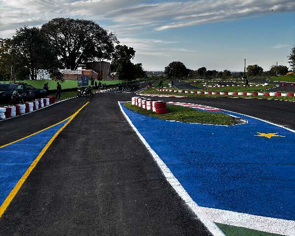 Revitalizado, kartódromo de Campo Grande sedia competição com pilotos nacionais