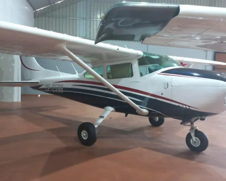 Aviões levados de hangar são achados na Bolívia quase cinco anos depois