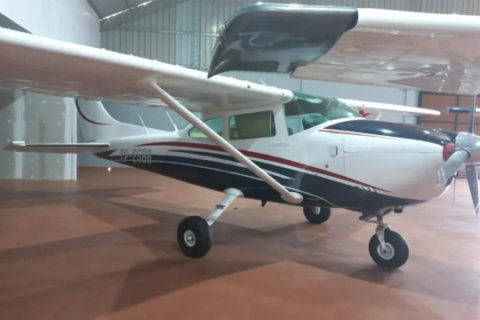 Aviões levados de hangar são achados na Bolívia quase cinco anos depois