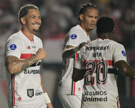 São Paulo vence Bolívar e avança às quartas da Sul-Americana