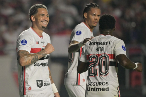 São Paulo vence Bolívar e avança às quartas da Sul-Americana