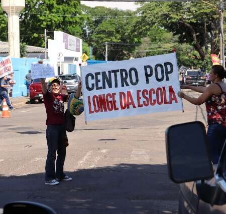 Conselho defende Centro POP e moradores falam em "tragédia anunciada"
