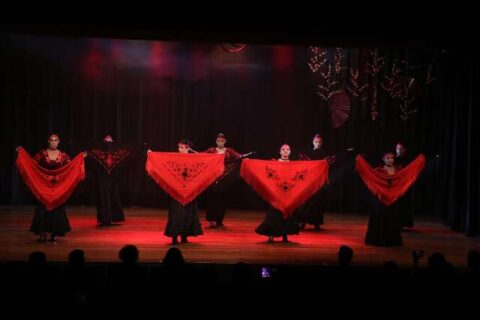Flamenco toma conta da Morada dos Baís com 20 bailarinas nesta sexta