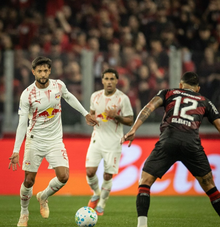 Athletico pressiona, mas fica no empate com Bragantino pelo Brasileirão