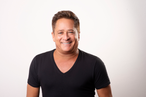 Leonardo fará show gratuito no Parque Laucídio Coelho em outubro