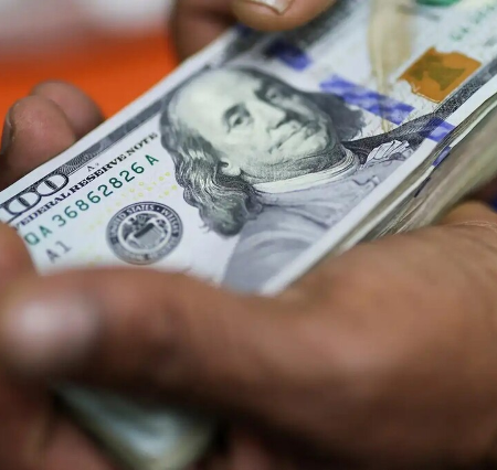 Dólar fecha a R$ 5,17 com alta de 0,35% em dia de cautela no mercado