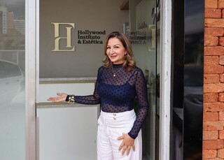 Hollywood celebra 12 anos com Consulta Estética 360° solidária