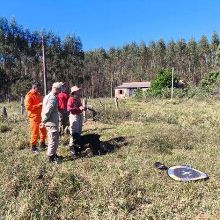 Bombeiros usam drone nas buscas por homem desaparecido em fazenda