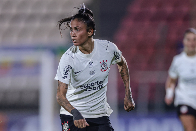 Corinthians empata com Bahia e Fluminense goleia América-MG
