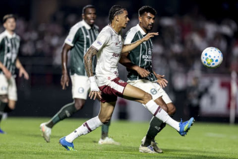 São Paulo empata com Coritiba e amplia jejum de vitórias no Brasileirão
