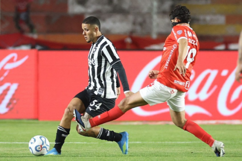 Botafogo sofre goleada de 6 a 1 para o Cienciano na altitude de Cusco