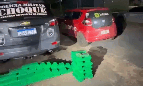 Choque prende casal que usava carro de aplicativo para traficar maconha