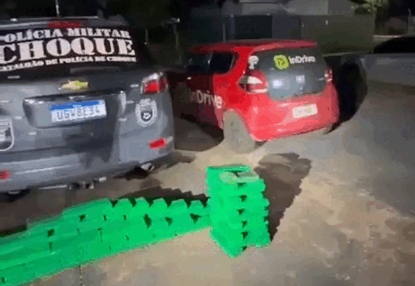 Choque prende casal que usava carro de aplicativo para traficar maconha