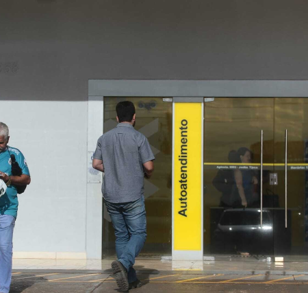 Salário de agosto será antecipado e cai na conta dos servidores de MS dia 3