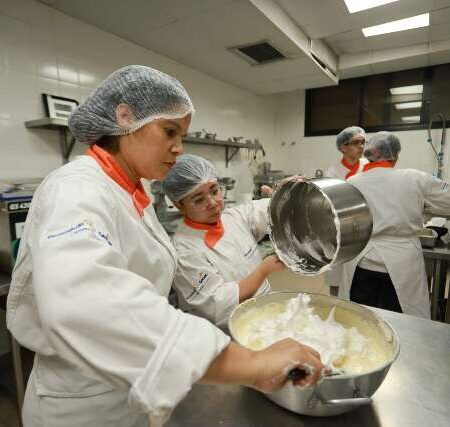 Bolo de 32 metros já está no forno para aniversário de Campo Grande