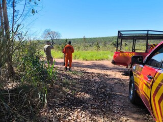 Bombeiros usam drone nas buscas por homem desaparecido em fazenda