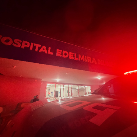 Jovem de 20 anos é assassinado ao ser chamado no portão por atirador