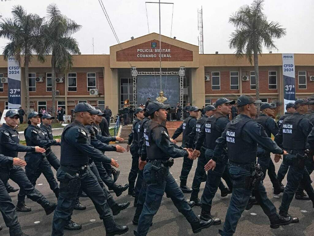 Câmara reduz tempo para aposentadoria integral de PMs e bombeiros