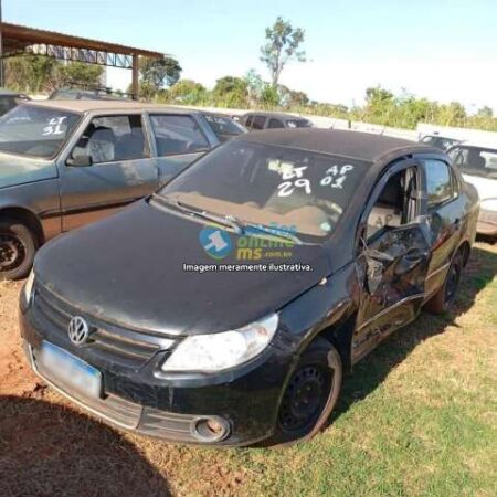 Carro comprado em leilão do Detran herda dívida de R$ 122 mil