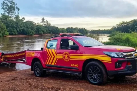 Pescador encontra corpo de homem boiando no Rio Dourados