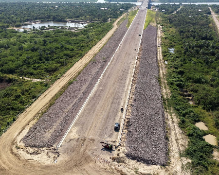 Acesso paraguaio à Ponte Bioceânica alcança 3 km de aterro hidráulico