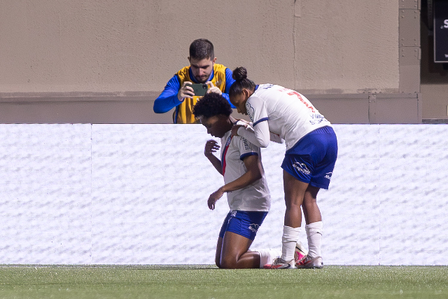 Bahia elimina Palmeiras nos pênaltis e avança à semifinal do Brasileirão