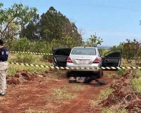 Homem é encontrado morto a tiros e com parte do corpo carbonizado na fronteira