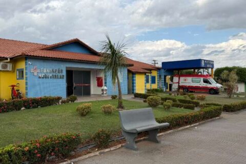 Criança de 3 anos abre portão de casa e morre atropelada em Costa Rica
