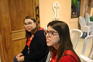 Pétalas, graças e fé celebram 1º ano de Carlo Acutis como santo Pétalas, graças e fé celebram 1º ano de Carlo Acutis como santo