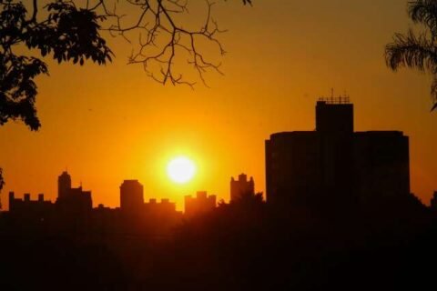 Temperaturas passam dos 43°C e MS tem calor extremo nesta segunda