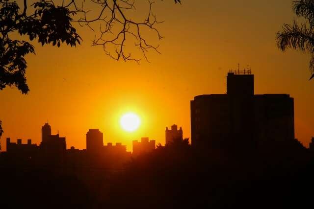 Temperaturas passam dos 43°C e MS tem calor extremo nesta segunda