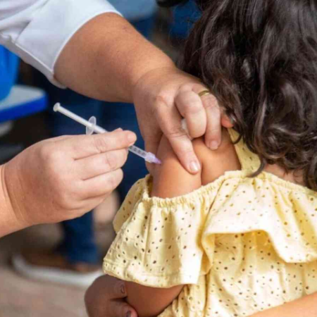Crianças vítimas de violência sexual terão vacina contra HPV aos 2 anos