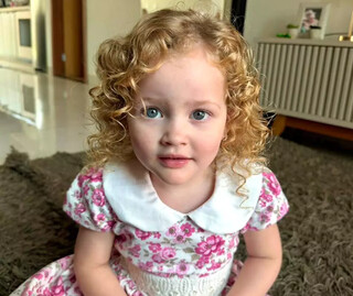 Dois anos depois, brincadeira com a neta leva vovô a 1,6 milhão de fãs Dois anos depois, brincadeira com a neta leva vovô a 1,6 milhão de fãs