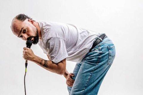 Espetáculo transforma ataques de ódio em dança hoje no Teatro Prosa