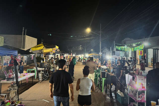 Quem mora no Caiobá agora vende, compra e faz amigos na própria feira