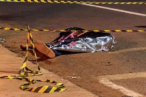 Homem é morto a facadas durante discussão com esposa