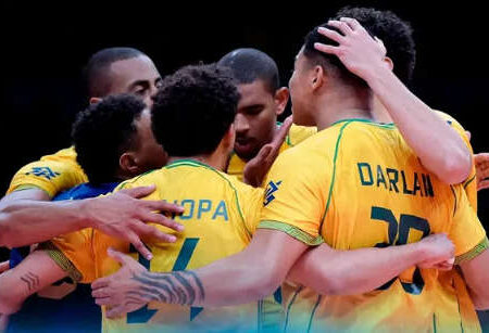 Brasil vence Argentina e conquista vaga olímpica no vôlei masculino