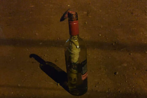 Homem é morto a tiros após ataque com coquetel Molotov