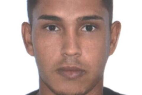 Jovem teve dente arrancado e foi esfaqueado antes de ser executado a tiros