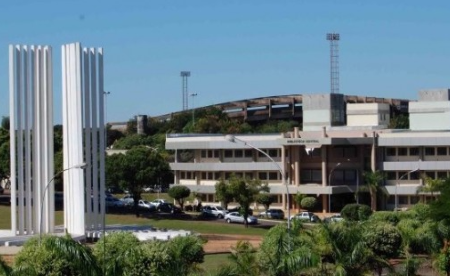 UFMS recebe pedidos de isenção para Vestibular e Passe até outubro