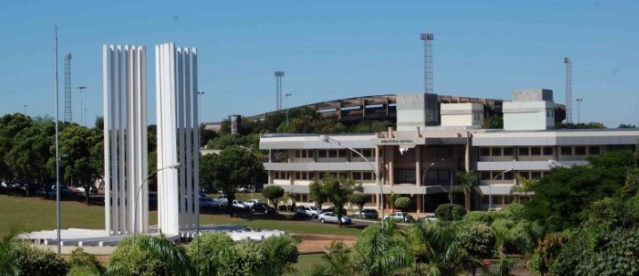 UFMS recebe pedidos de isenção para Vestibular e Passe até outubro