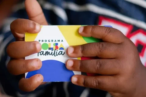 Beneficários do NIS 9 recebem parcela do Bolsa Família nesta terça