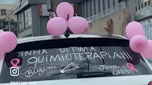 No 1º dia do mês, Jana celebra última quimioterapia pelas ruas de Campo Grande