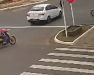 Motociclista morre ao ser atingido por carro em Nova Andradina