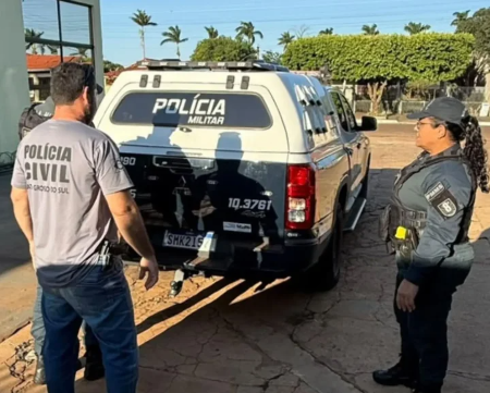 Criança pede ajuda na delegacia ao ver mãe ser agredida pelo padrasto