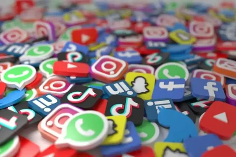 Comitê da Internet lança diretriz para regular redes sociais